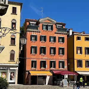 hotel-san-geremia-venice.hotelslidodijesolo.com/
